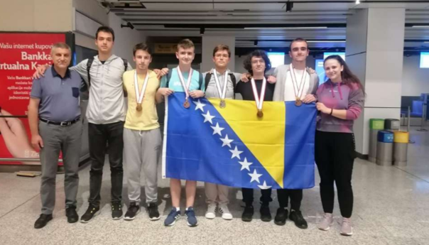 Svečano dočekan bh. tim i osvajači medalja na Matematičkoj olimpijadi