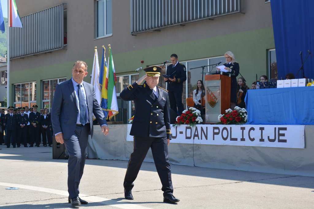 Svečano obilježen Dan policije ZDK