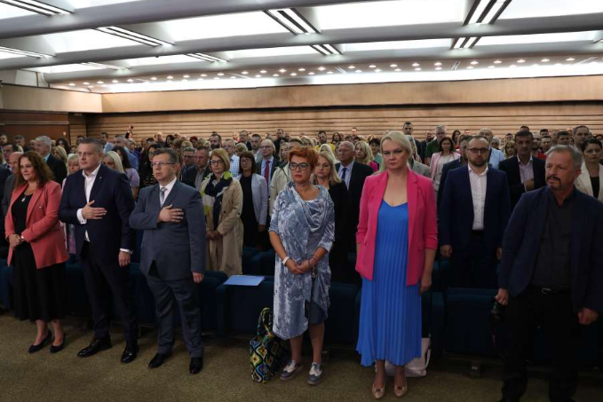 Svečano obilježen Svjetski dan nastavnika: Prosvjetni radnici zaslužuju veću pažnju