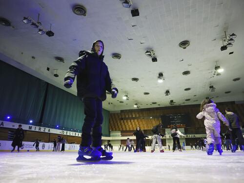 Svečano otvoren Festival 'Zimska čarolija na Skenderiji'