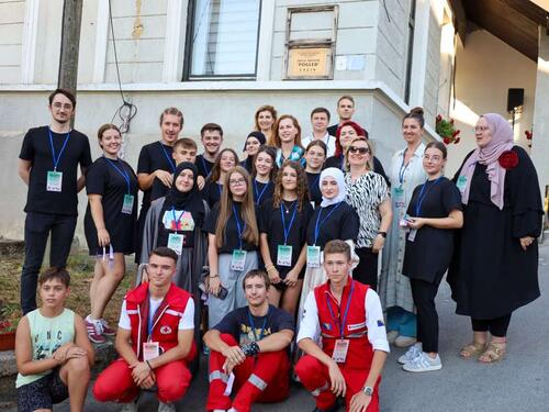 Svečano otvoren Omladinski centar u Cazinu