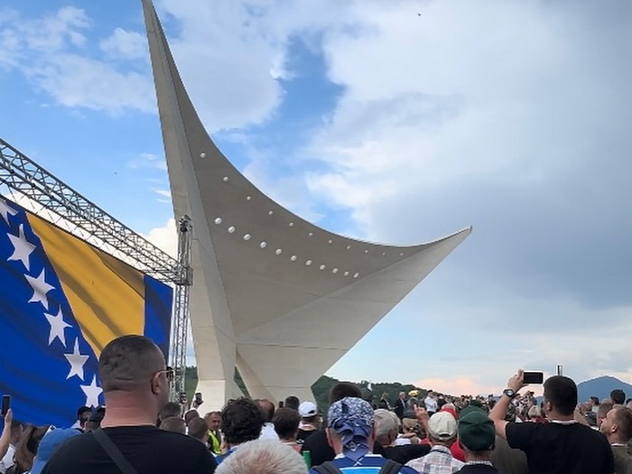 Svečano otvoren spomenik 'Krila slobode' na brdu Žuč