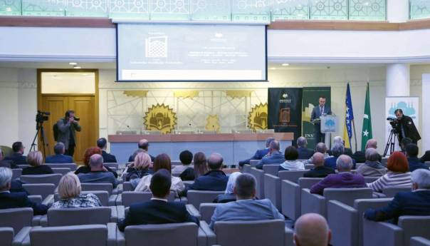 Svečano otvorena manifestacija 'Dani islamske tradicije Bošnjaka'