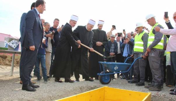 Svečano položen kamen temeljac za Islamski centar u Osijeku