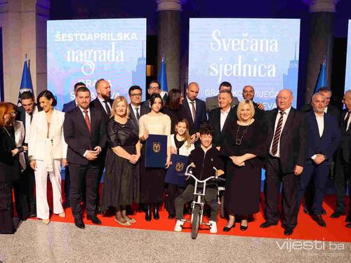 Svečano u Vijećnici: Šestoaprilske nagrade Barlovu i BIMA-i