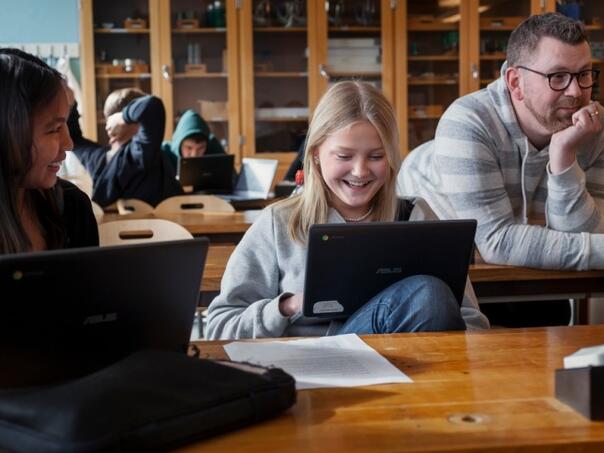 Šveđani ukidaju tablete u školama i vraćaju se na knjige