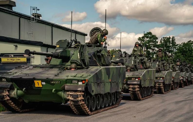 Švedska će nastaviti sa planovima za slanje vojnika u Latviju