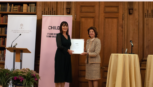 Švedska kraljica Silvija uručila priznanje mostarskom Udruženju 'Novi put'