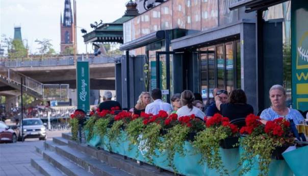 Švedska ublažila restrikcije za starije i rizične kategorije