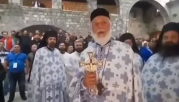 Sveštenici pjevali: Kad se vojska na Kosovo vrati...