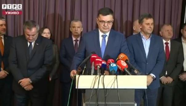 Svi građani koji dolaze iz inostranstva idu u izolaciju