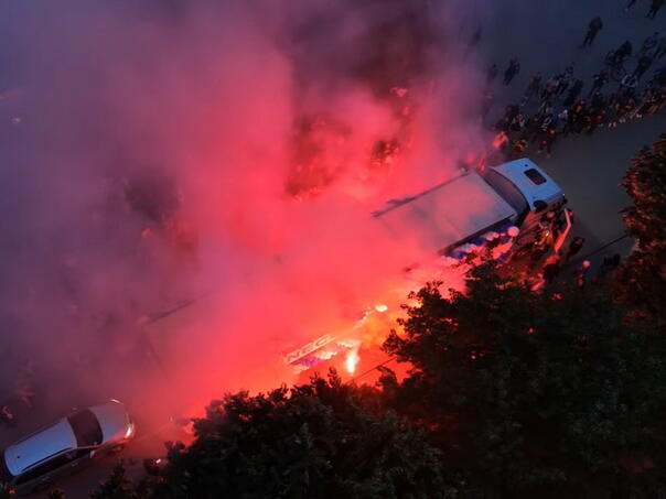 Spektakl na ulicama Novog Pazara: Slavi se historijski plasman u Evropu!