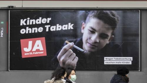 Švicarska odobrila zabranu reklamiranja duhana