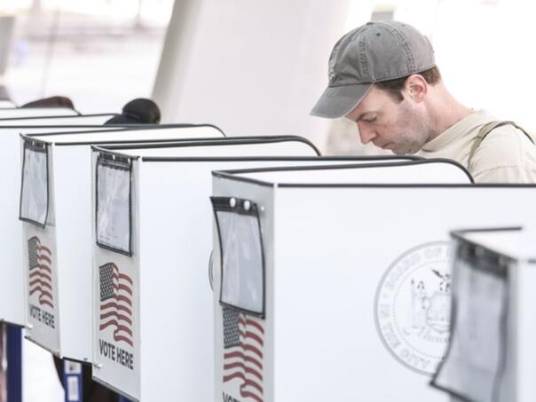 Svijet sa neizvjesnošću prati izbore u SAD-u: Ko će u Bijelu kuću?