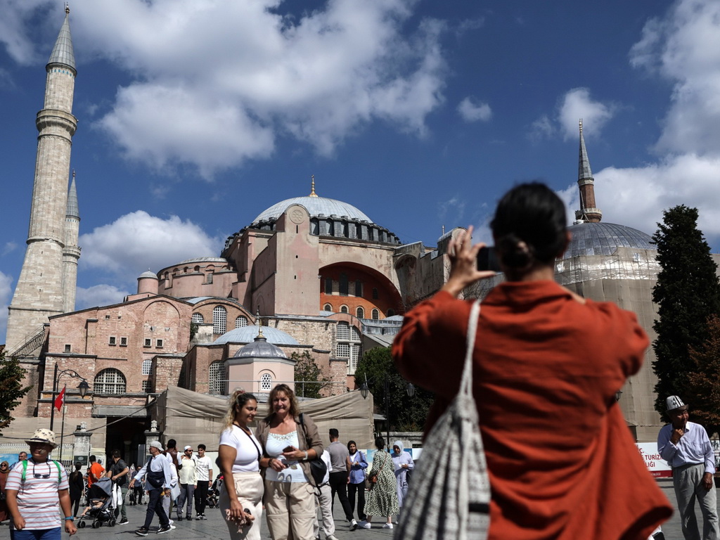 Svjetski turizam 2025.: Milijarda i pol turista, potrošeno gotovo dva biliona dolara