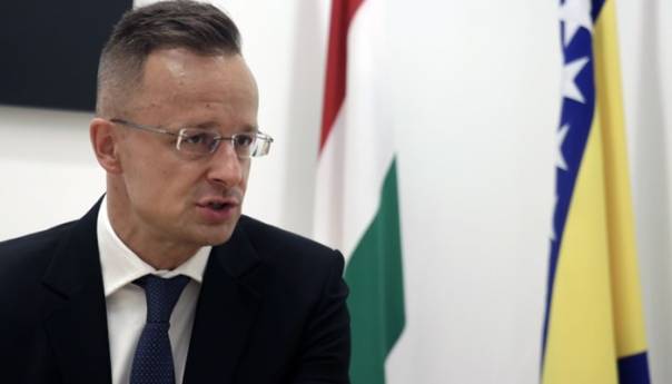 Szijjarto: BiH zaslužuje kandidatski status, ali ...