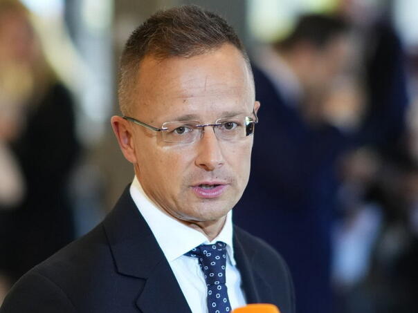 Szijjarto: EU izgubio na snazi, pomogla bi mu ekonomska suradnja s Kinom