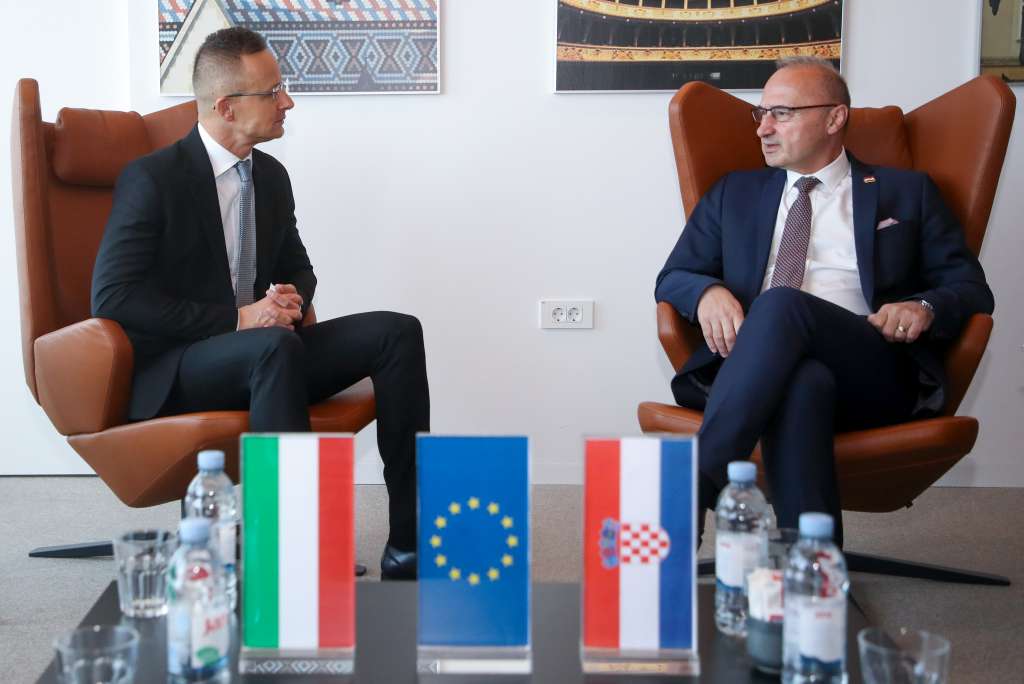 Szijjarto: Podrška Mađarske Dodiku i zahtjevima HDZ-a