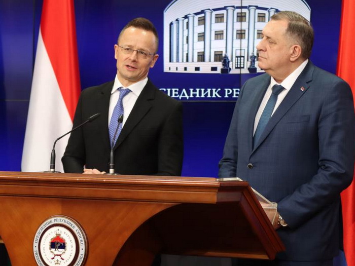 Szijjártó napušta politiku, karijeru nastavlja u kineskom BYD-u