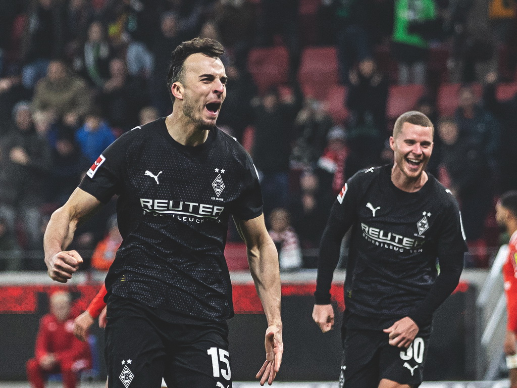 Tabakovićev skok presudio: Autogol Da Coste donio tri boda Borussiji