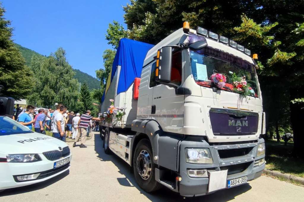 Tabuti sa posmrtnim ostacima žrtava genocida ispraćeni iz Visokog
