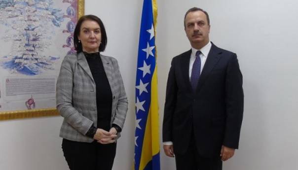 Tadić razgovarala s ambasadorom Ukrajine