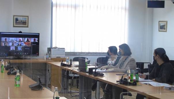 Tadić s predstavnicima OSCE-a razgovarala o borbi protiv trgovine ljudima