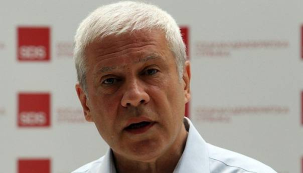 Tadić: Vučić suštinski promoviše politiku 90-ih