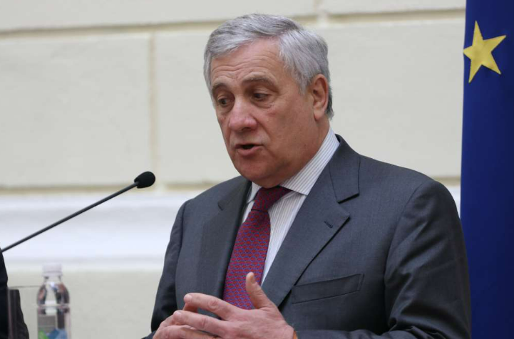 Tajani otkazao posjetu Parizu zbog uvreda francuskog ministra