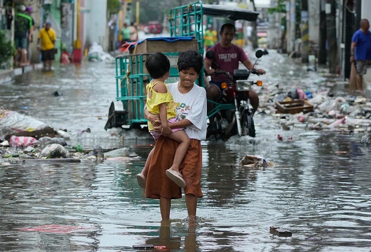 Tajfun Fung-wong donio poplave na Tajvan, hiljade evakuisanih