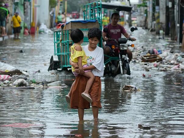 Tajfun Fung-wong donio poplave na Tajvan, hiljade evakuisanih