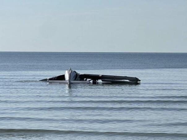 Tajland: Objavljen snimak pada policijskog aviona u more