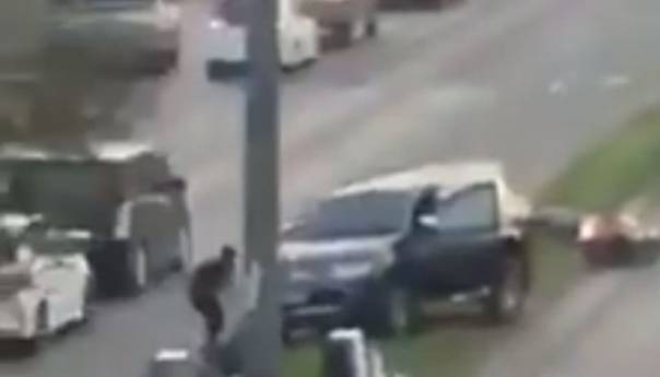 Vojnik na Tajlandu pucao po masi, 10 ubijenih