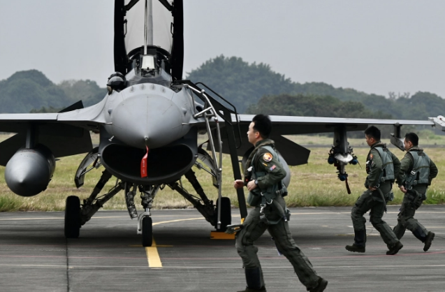 Tajvan dogovara nove aviorute zbog Kine