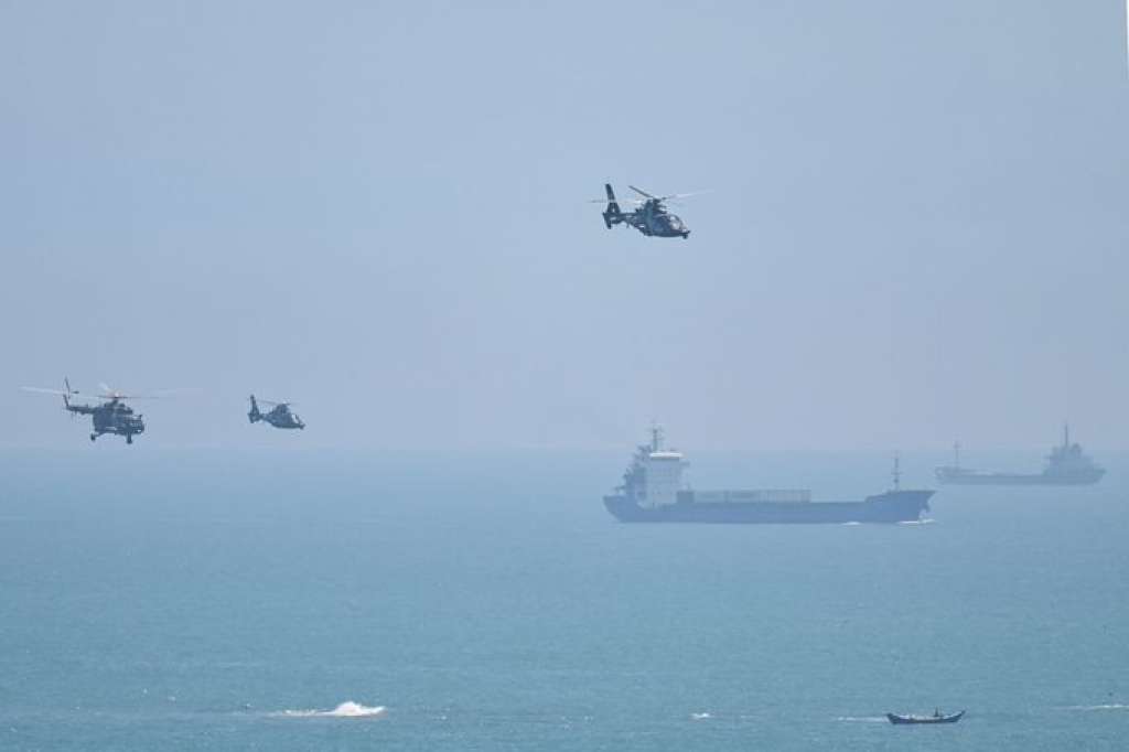 Tajvan javio o pokretima kineskih ratnih aviona i brodova