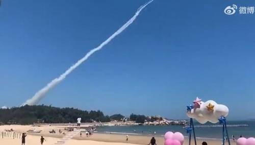 Tajvan: Palo 11 raketa, spremamo se za rat