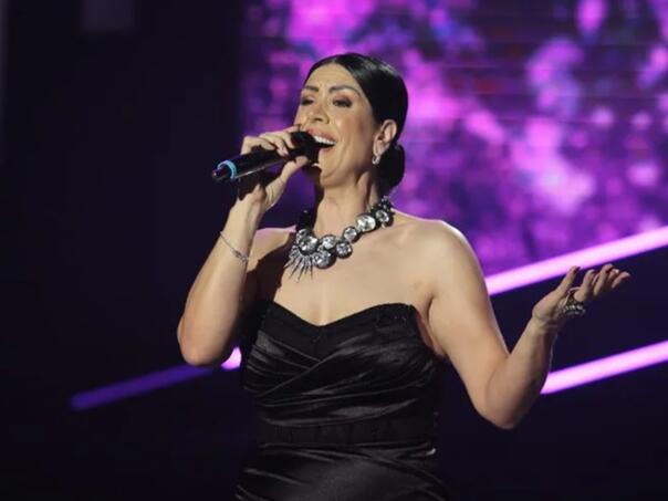 Takmičarka 'Nikad nije kasno' rasplakala pjesmom Šemse Suljaković