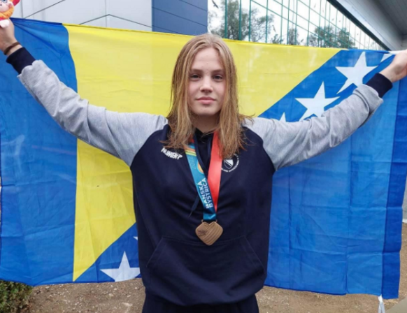 Talentovana bh. plivačica Iman Avdić nastavlja karijeru u SAD