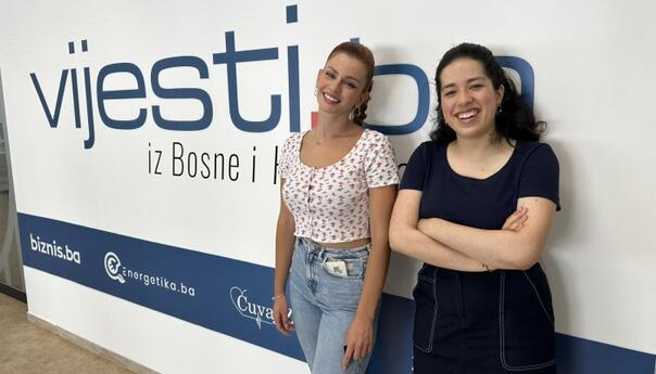 Talentovane pjevačice u posjeti Radiju M i Vijesti.ba: U muziku smo zaljubljene odmalena