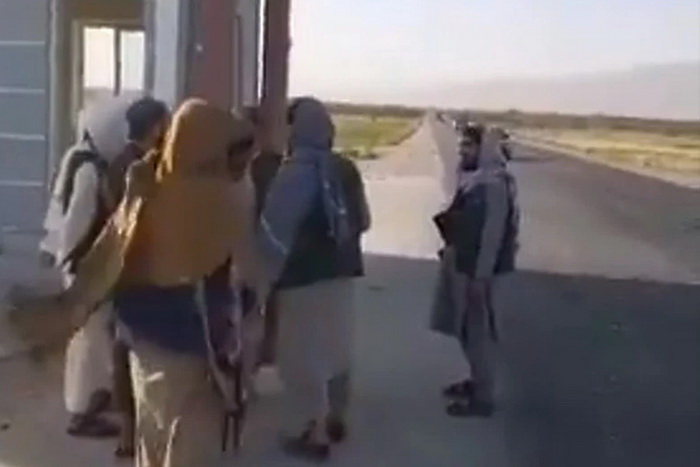 Talibani nastavili ofanzivu u Afganistanu, pod kontrolu pala i šesta regija u državi