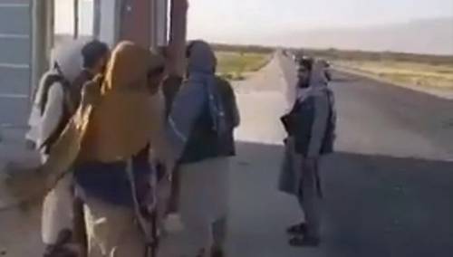 Talibani nastavili ofanzivu u Afganistanu, pod kontrolu pala i šesta regija u državi