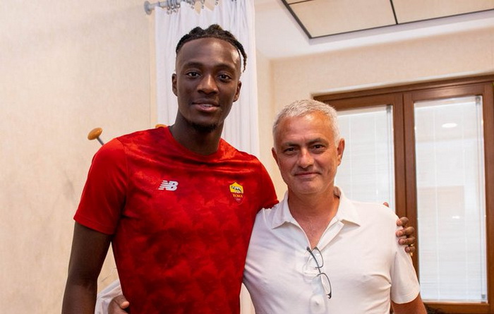 Tammy Abraham potpisao za Romu