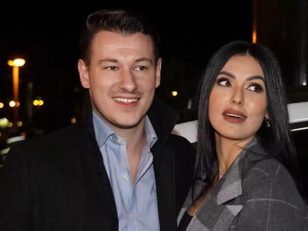 Tanja Savić pokazala luksuzni stan u Beogradu u kojem živi s Muhamedom
