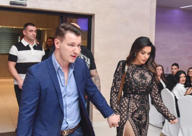 Tanja Savić staje na 'ludi kamen', udaje se za Muhameda Bešića