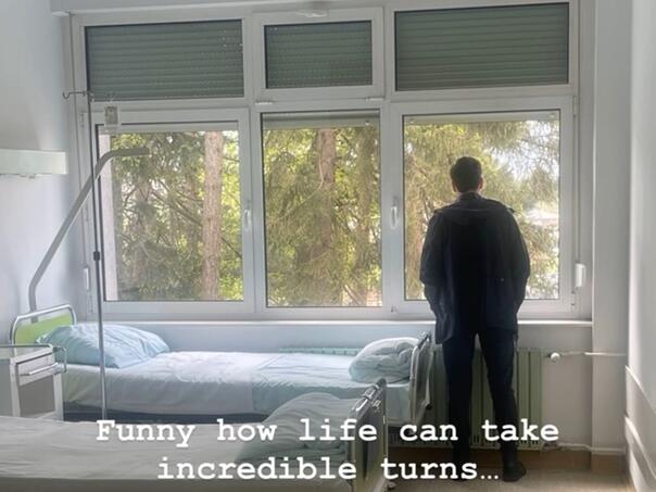 Tanović u bolničkoj sobi gdje mu je ležao i sin: Smiješno kako se život okrene