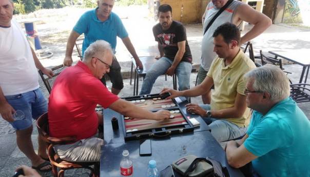 Tavla turnir uz skokove sa Starog mosta