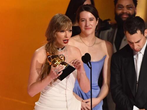 Taylor Swift ušla u historiju: Osvojila je četvrtog Grammyja