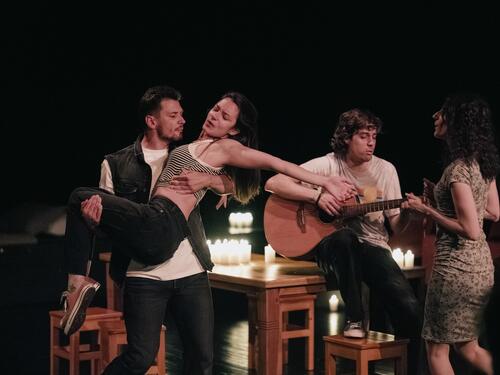 "Tebe ljubi duša moja" - Šekspirovi "Romeo i Julija" sreću Eshilove "Persijance"