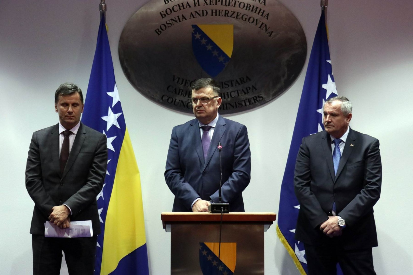 Tegeltija danas sa premijerima entiteta o koronavirusu