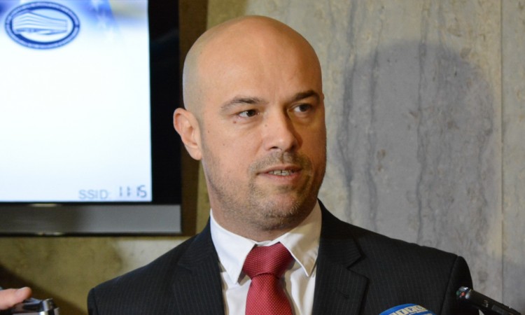 Tegeltija danas saopštava odluku podnosi li ostavku